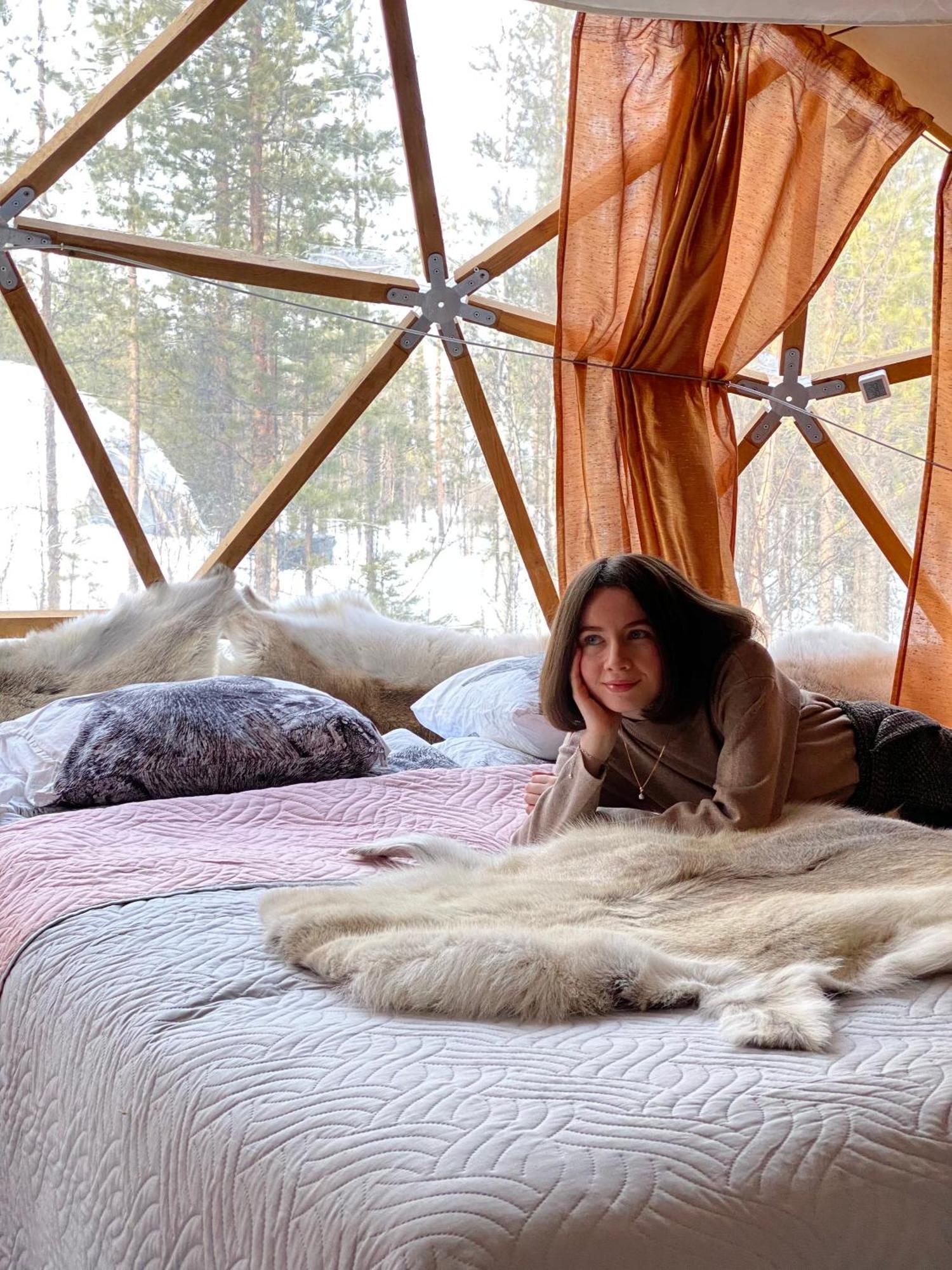 Aurora Igloo Fireplace-Heated Tents In A Secret Forest With Private Jacuzzi And Shared Sauna Bathroom And Dog Friendly Rovaniemi Exterior photo